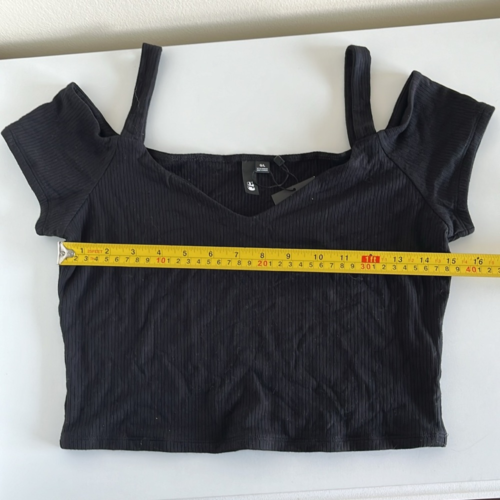 Garage Cold Shoulder Top - Picture 4 of 5